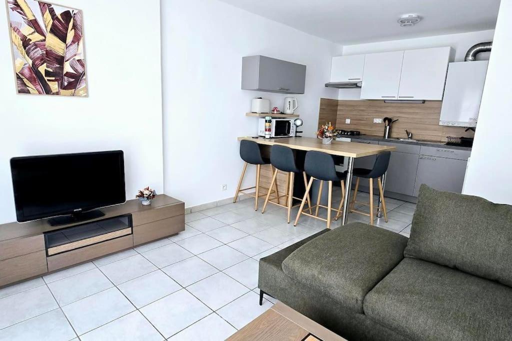 Le Jeremy Avec Parking Souterrain Apartamento Thonon-les-Bains Exterior foto